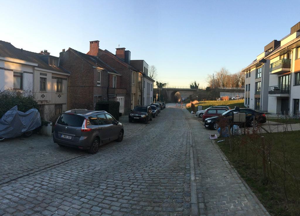Linkebeek B&B Moensberg מראה חיצוני תמונה