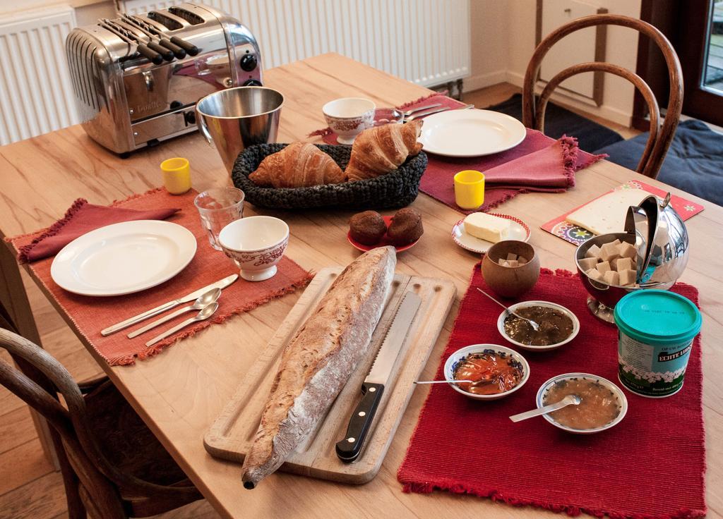 Linkebeek B&B Moensberg מראה חיצוני תמונה